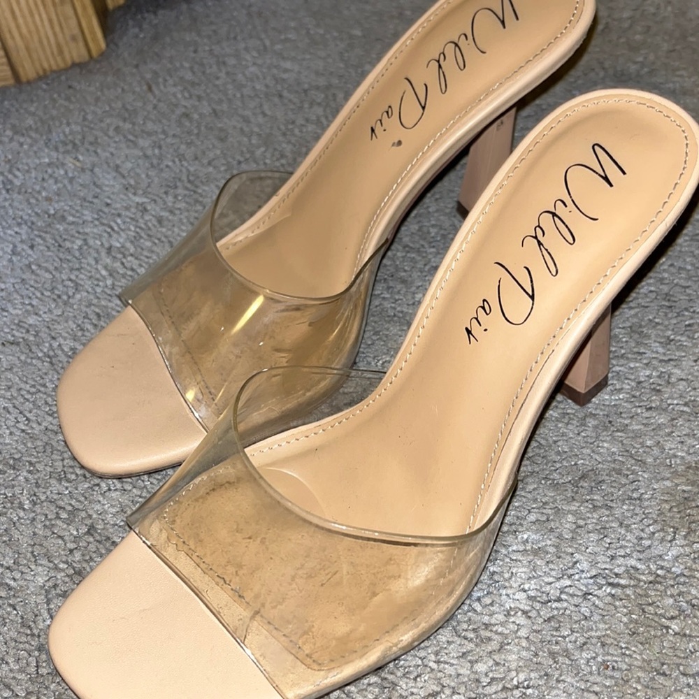 Little beat  cute heels